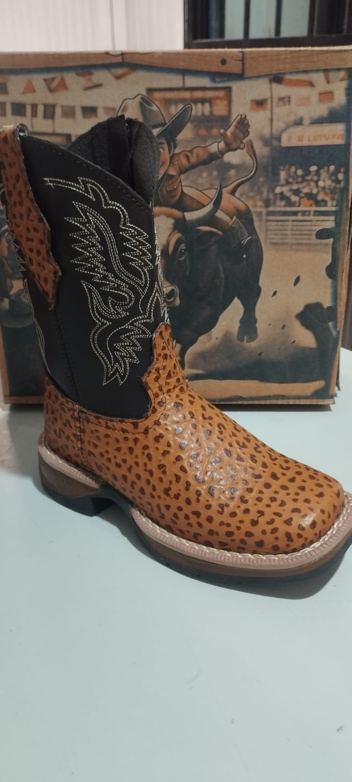 Modelo de bota infantil 1