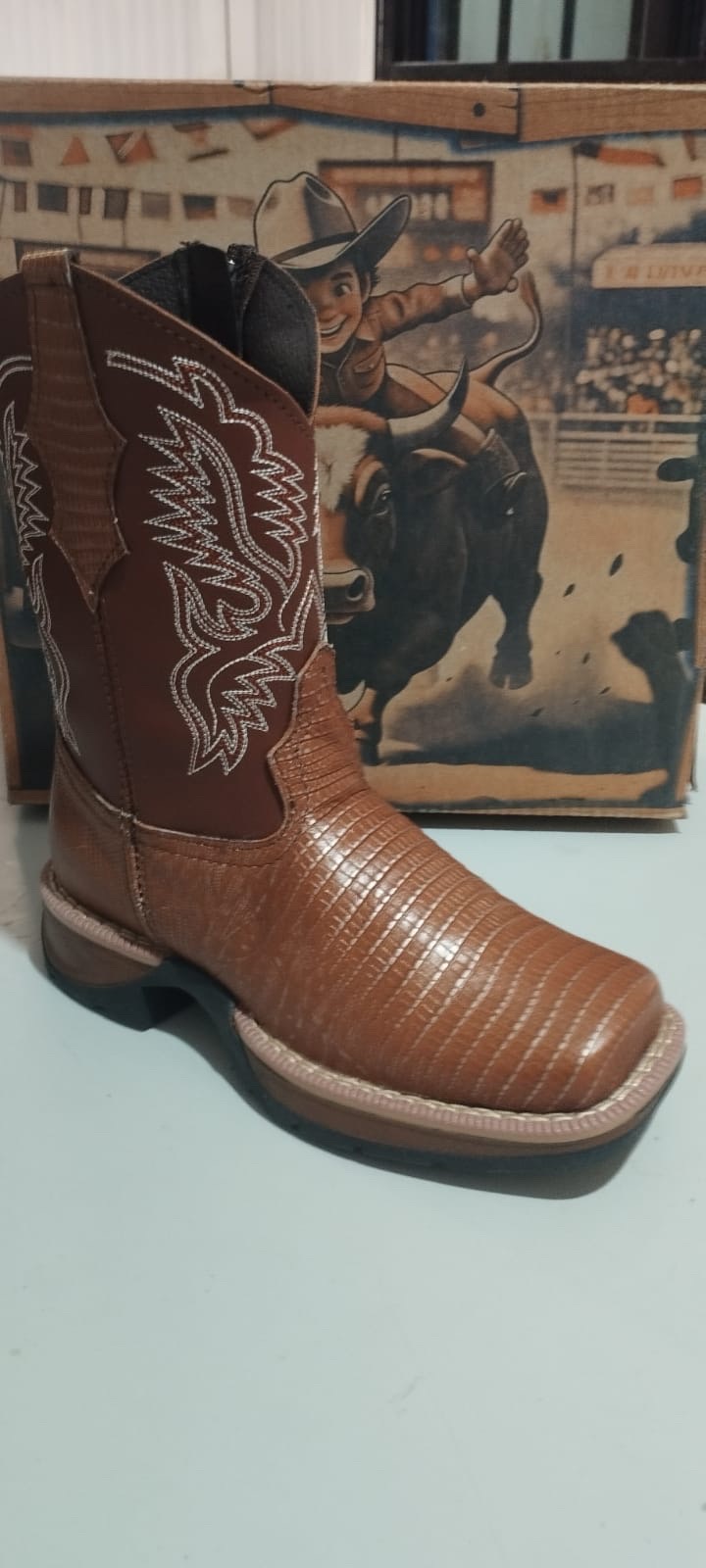 Modelo de bota infantil 4